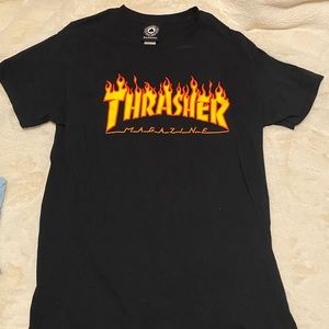 🔅 thrasher t shirt (never worn) 🔅
